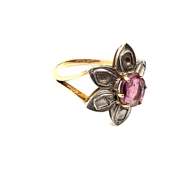 14kt Yellow Gold and Uncut Diamond Ring - Picture 2 of 6